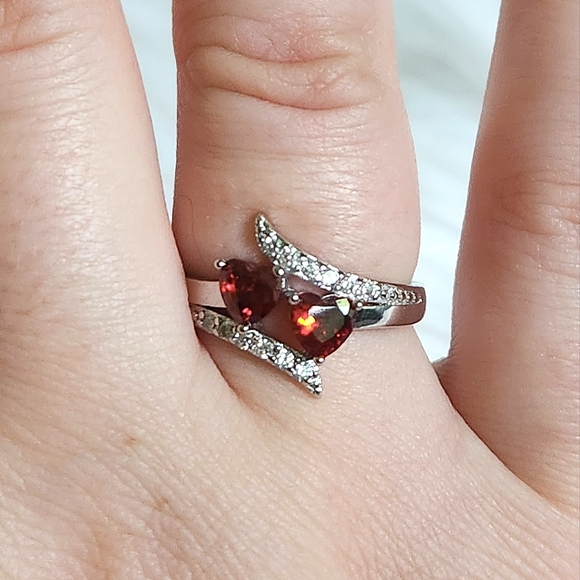 NWT Ryze Candy Apple Red CZ .925 Sterling Silver Double Heart Ring - Size 8.25 - Picture 8 of 8